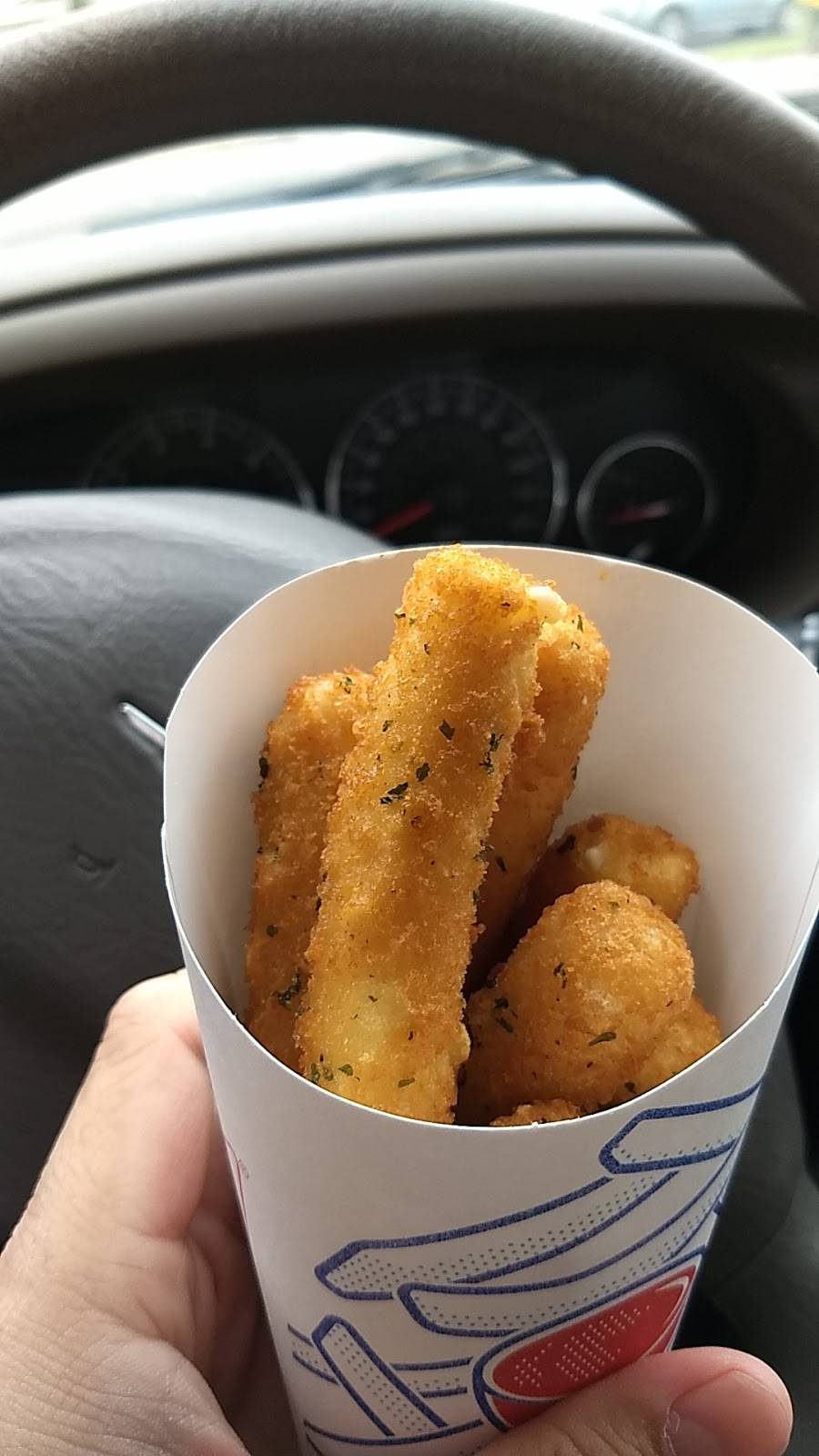Sonic Drive-In | restaurant | 3004 N Navarro St, Victoria, TX 77901, USA | 3615751081 OR +1 361-575-1081