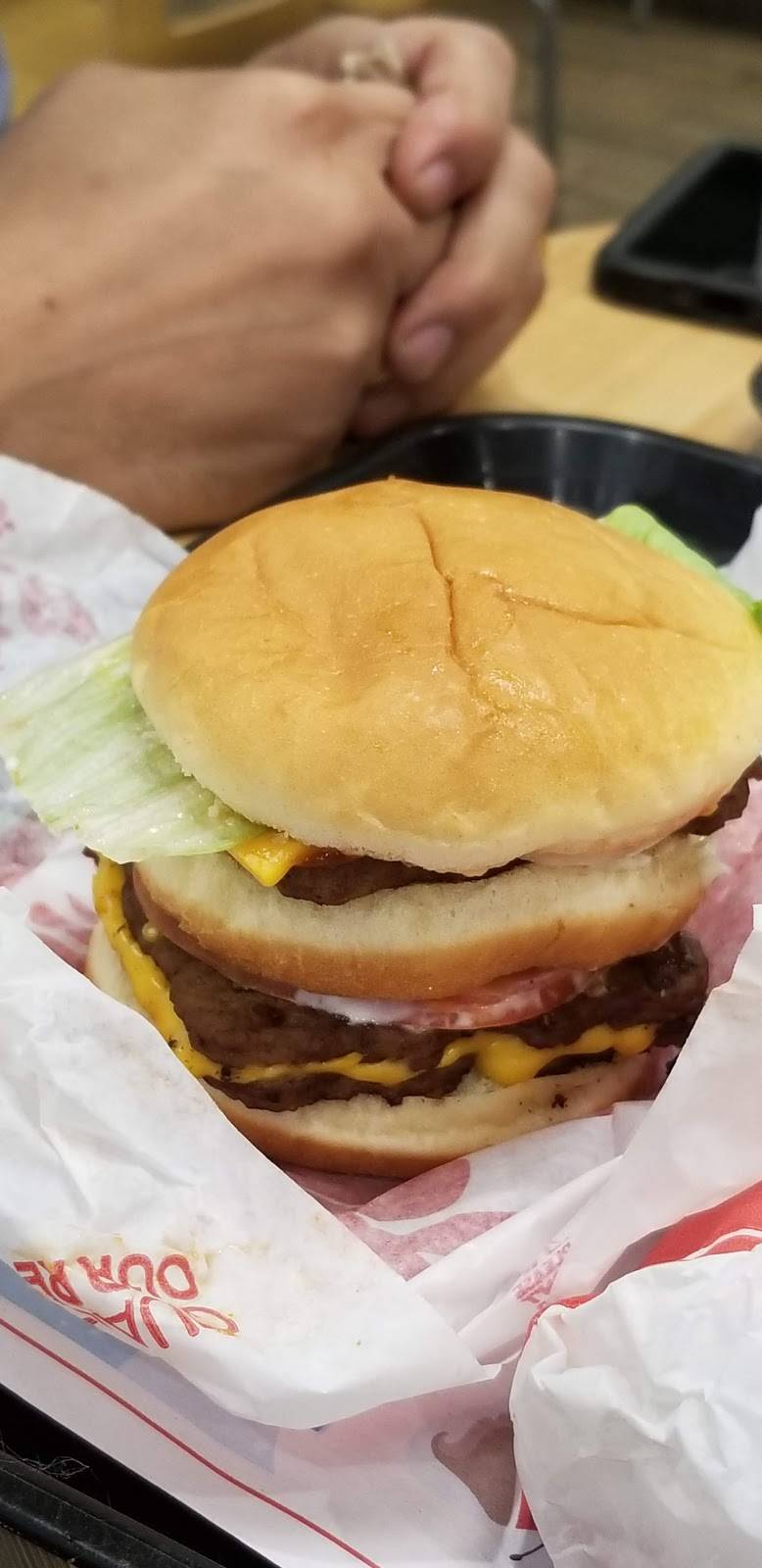 Wendys | restaurant | 644 Riverdale St, West Springfield, MA 01089, USA | 4132766512 OR +1 413-276-6512
