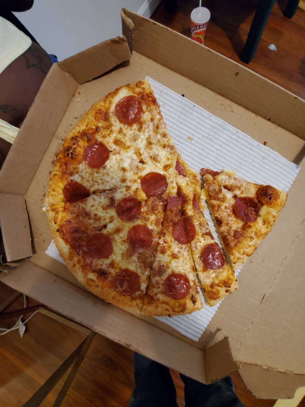 Pizza Hut | meal takeaway | 3026 Goodman Rd E, Southaven, MS 38671, USA | 6623492258 OR +1 662-349-2258