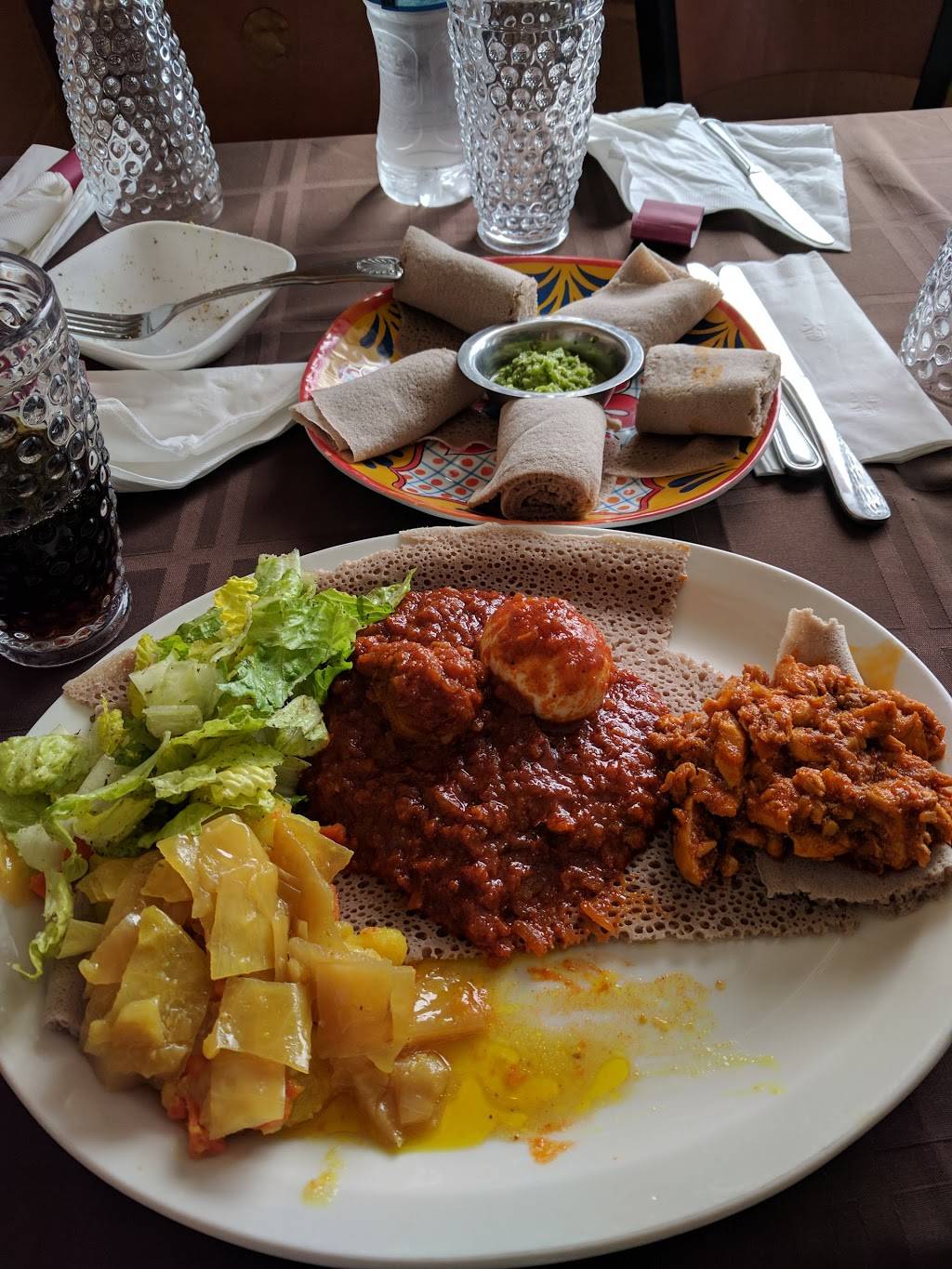 Hawwi Ethiopian Restaurant | restaurant | 1125 Queen St, Alexandria, VA 22314, USA | 7037179740 OR +1 703-717-9740