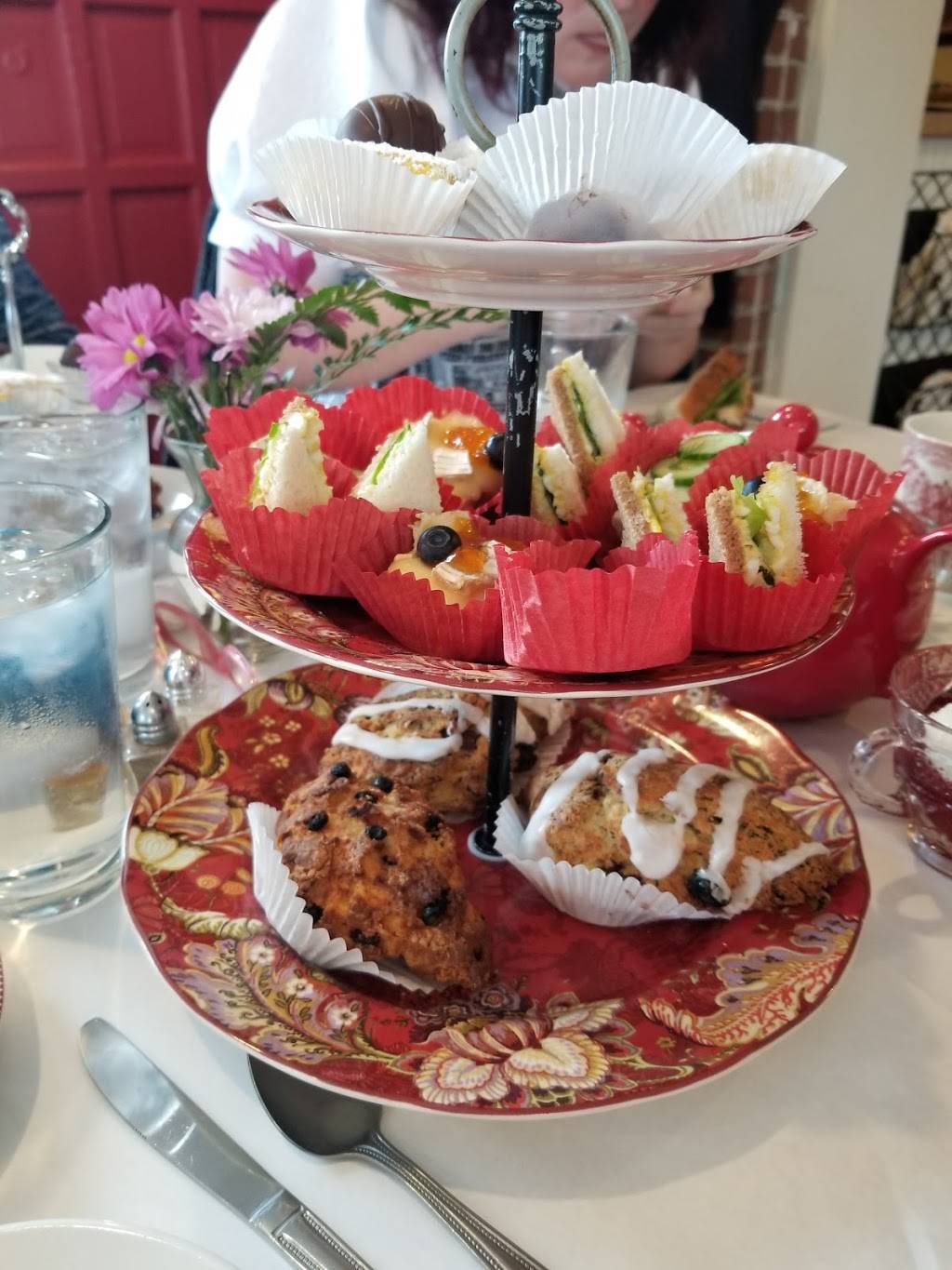 Cambridge Tea House | cafe | 1885 W 5th Ave # B, Columbus, OH 43212, USA | 6144866464 OR +1 614-486-6464
