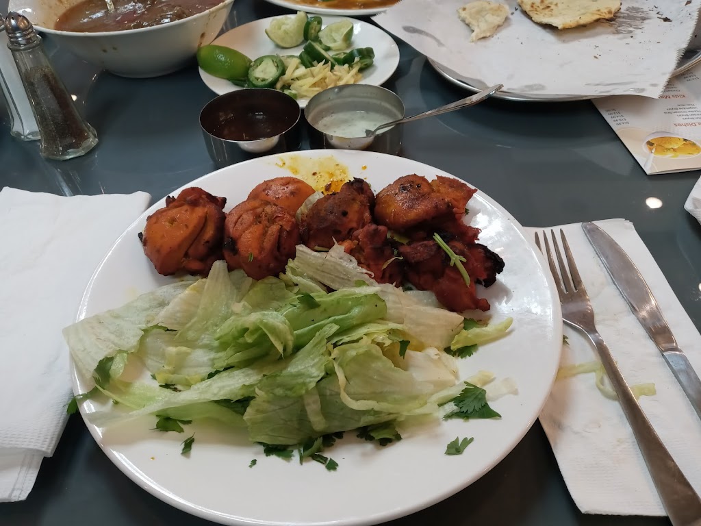 Alis Nihari & BBQ | restaurant | 2548 W Devon Ave, Chicago, IL 60659, USA | 7738560203 OR +1 773-856-0203