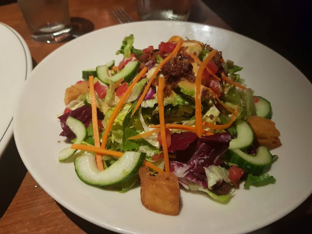 J. Alexanders | restaurant | 2800 W Big Beaver Rd, Troy, MI 48084, USA | 2488168379 OR +1 248-816-8379