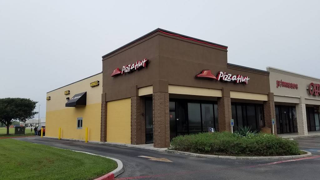 Pizza Hut | restaurant | 594 South State Highway 123, Seguin, TX 78155, USA | 8305495083 OR +1 830-549-5083
