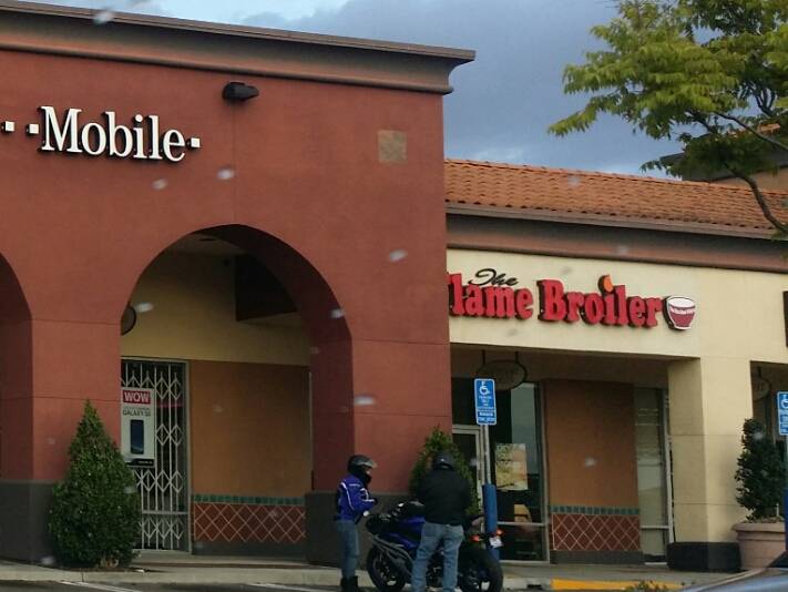 Flame Broiler | restaurant | 6777 Westminster Blvd Unit D, Westminster, CA 92683, USA | 7148918170 OR +1 714-891-8170