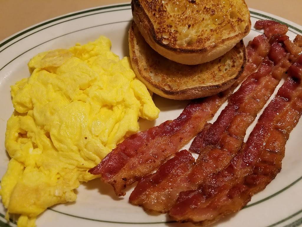 The Spot Restaurant | cafe | 5505, 500 E Broadway, Waukesha, WI 53186, USA | 2624464600 OR +1 262-446-4600