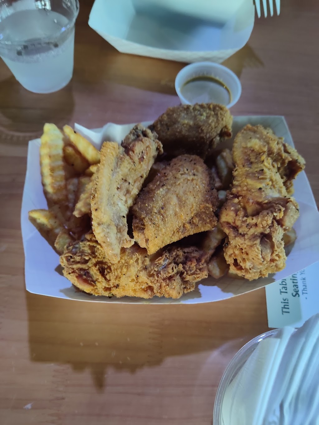 Island1515 Kitchen & Rhum Bar | restaurant | 1515 Pease St Suite A, Houston, TX 77003, USA | 7133579024 OR +1 713-357-9024