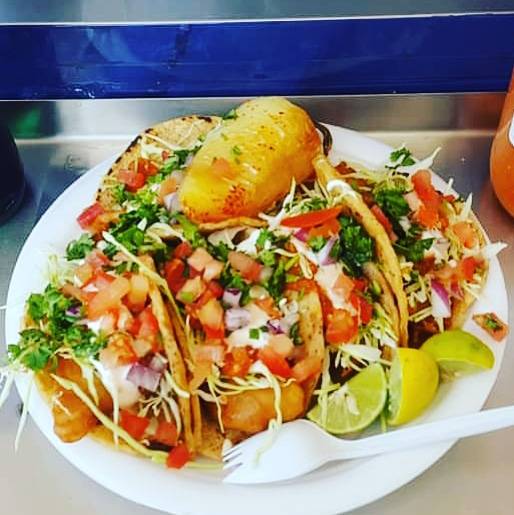 Mariscos El Bigotón | restaurant | 13504 Osborne St, Arleta, CA 91331, USA | 3233574269 OR +1 323-357-4269