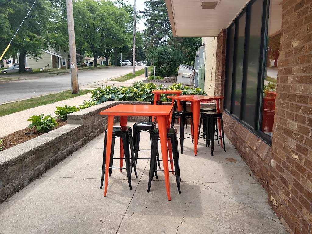 Hibachi boy | restaurant | 1403 Summit Ave, Waukesha, WI 53188, USA | 2624082232 OR +1 262-408-2232