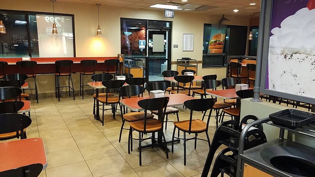 Jack in the Box | restaurant | 19487 CA-65, Bakersfield, CA 93308, USA | 6613999277 OR +1 661-399-9277