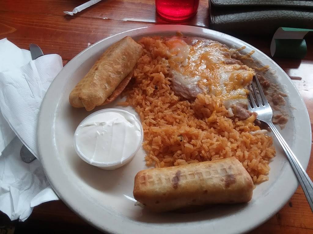 La Fuente Restaurant | restaurant | 4571, 9155 W Bluemound Rd, Milwaukee, WI 53226, USA | 4147719900 OR +1 414-771-9900