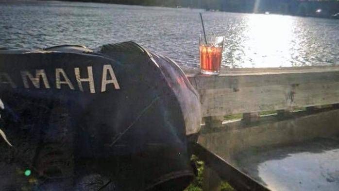 Boat Bar | restaurant | 2000 S Ortonville Rd, Ortonville, MI 48462, USA | 2486274419 OR +1 248-627-4419