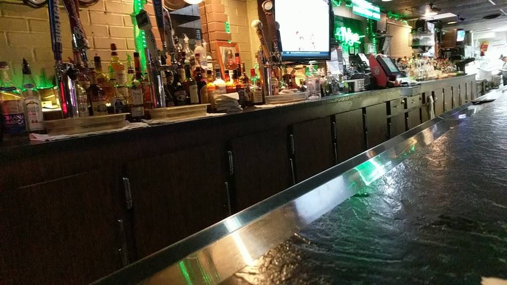 Mulligans Pub & Grub | restaurant | 27406 Eight Mile Rd, Farmington Hills, MI 48336, USA | 2484710777 OR +1 248-471-0777