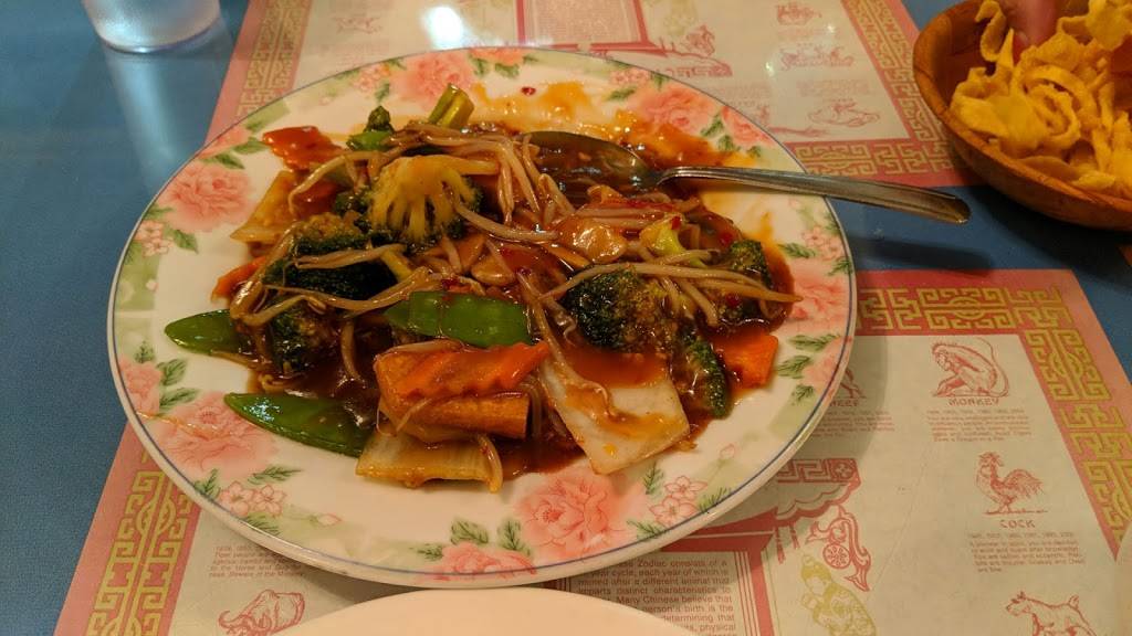 First Wok Chinese Restaurant | restaurant | First Wok, Haines City, FL 33844, USA | 8634227024 OR +1 863-422-7024