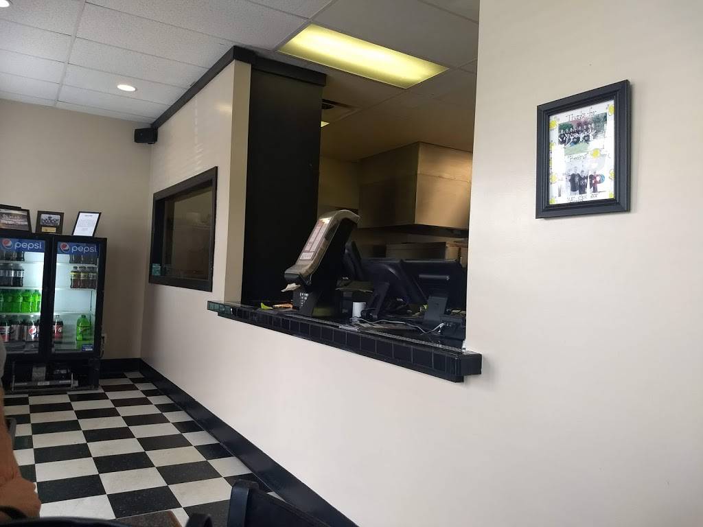 Upper Crust Pizza Company | meal delivery | 14595 Forest Rd Unit 1, Forest, VA 24551, USA | 4345346860 OR +1 434-534-6860