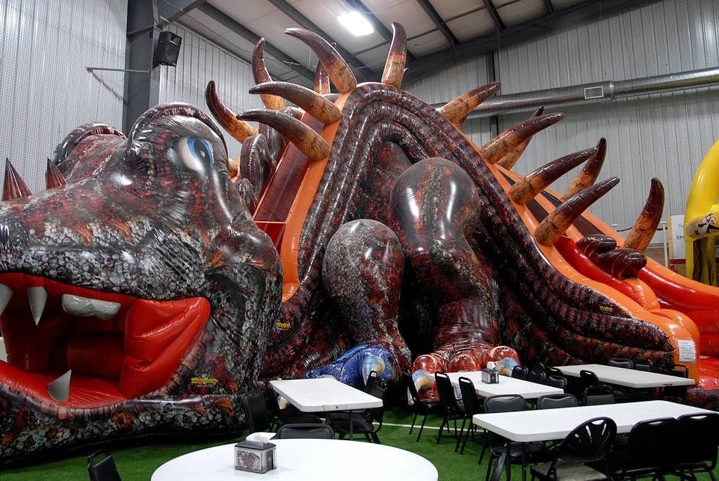 Triple Crown Family Fun Center | restaurant | 1 Nancy Wilson Way, Chillicothe, OH 45601, USA | 7407737529 OR +1 740-773-7529