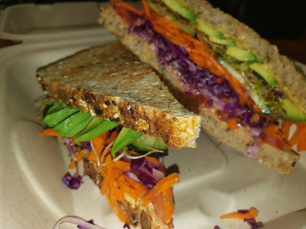 Thania’s Juice Bar | restaurant | 868 Tahoe Blvd # 7, Incline Village, NV 89451, USA | 7752982858 OR +1 775-298-2858