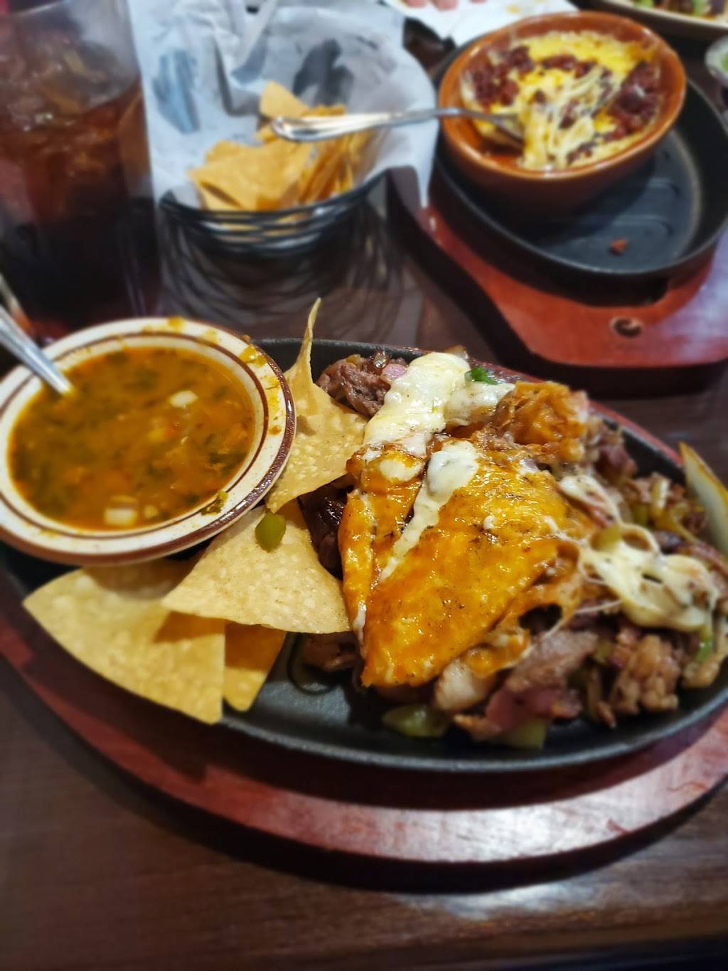 La Parrilla Mission Taqueria | restaurant | 7372 Mission Boulevard Suite 104, Riverside, CA 92509, USA | 9513767278 OR +1 951-376-7278