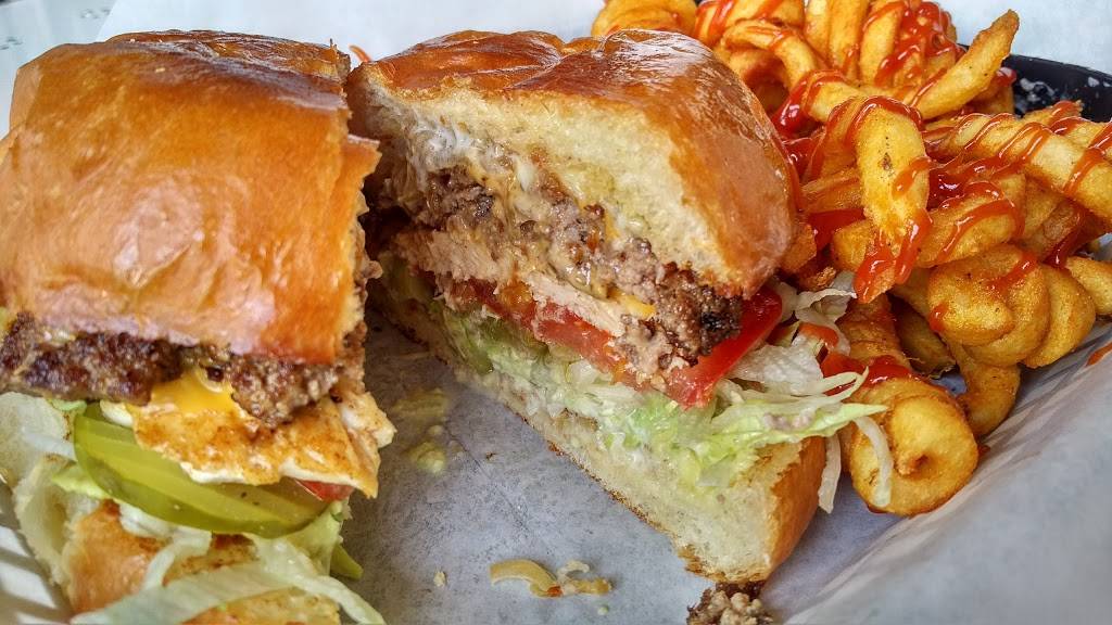 Joy Love Burgers | restaurant | 1801 N Mason Rd, Katy, TX 77449, USA | 8324378831 OR +1 832-437-8831