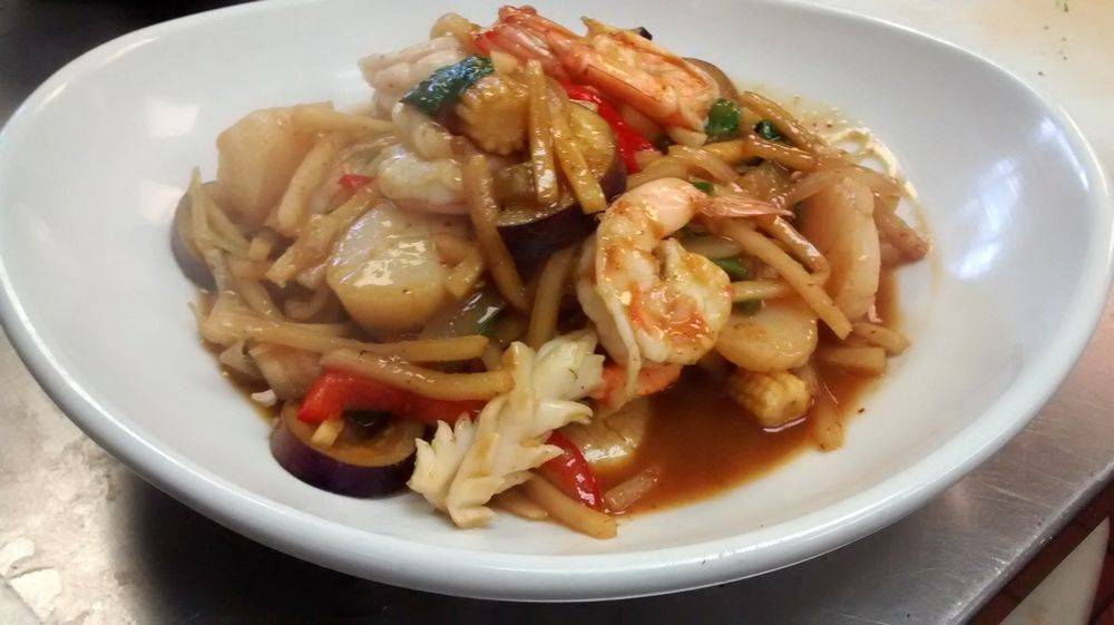 Blue Frog Thai Noodle & Rice | restaurant | 2951 S Archer Ave, Chicago, IL 60608, USA | 8722815890 OR +1 872-281-5890