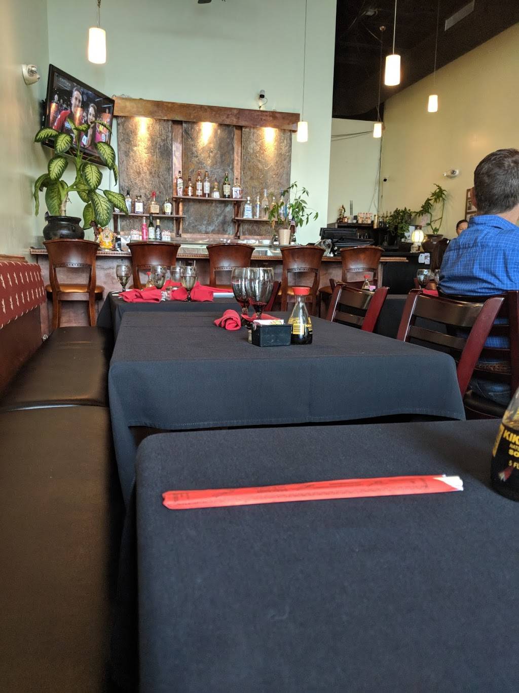 Mint & Lime Asian Bistro | restaurant | 7180 Fulton Rd NW, Canton, OH 44718, USA | 3302803868 OR +1 330-280-3868