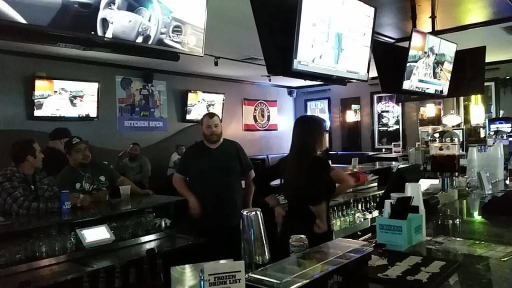 The Crossing | restaurant | 6959 W 111th St, Worth, IL 60482, USA | 7085862054 OR +1 708-586-2054