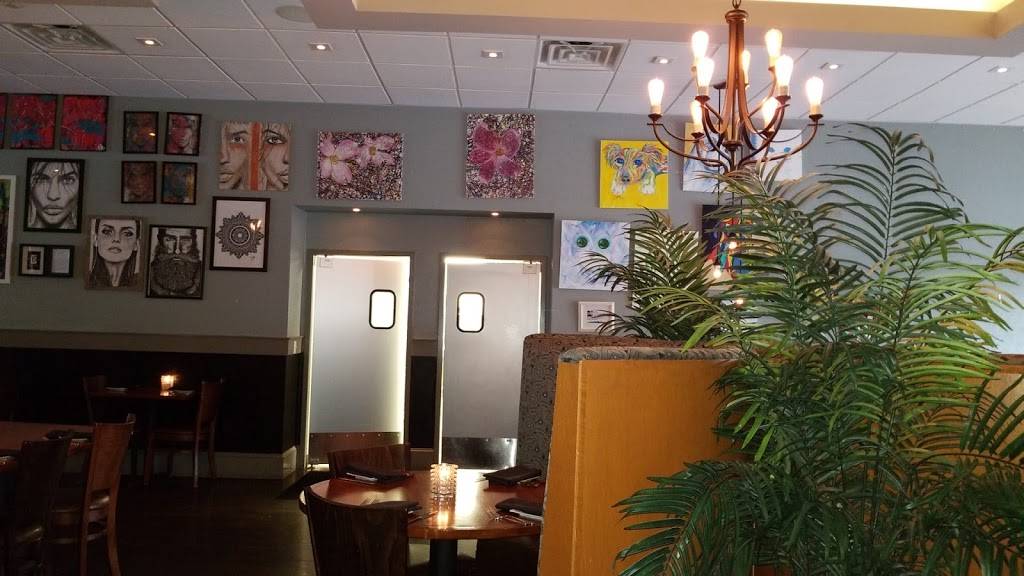 Garlic Steak & Seafood | restaurant | 907 Main St #101, Stroudsburg, PA 18360, USA | 5704766555 OR +1 570-476-6555