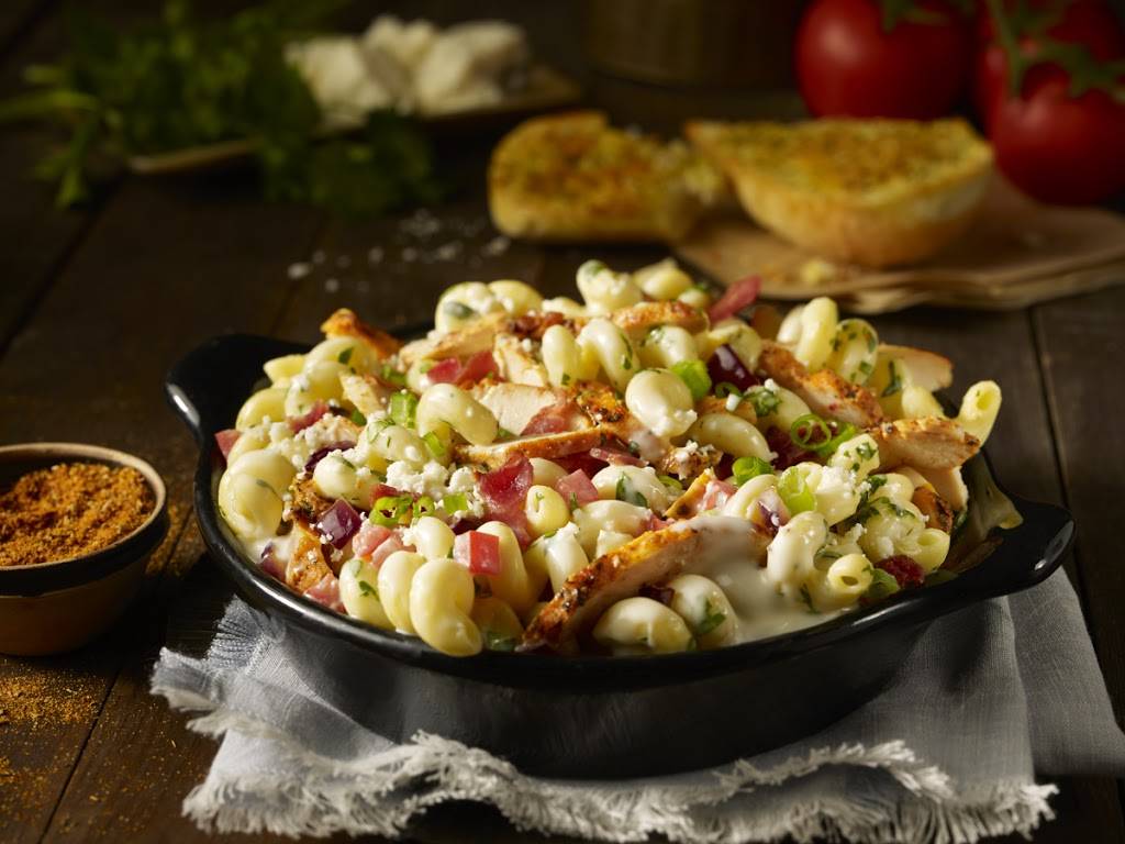 Studio Movie Grill | restaurant | 2880 Holcomb Bridge Rd, Alpharetta, GA 30022, USA | 7702253149 OR +1 770-225-3149