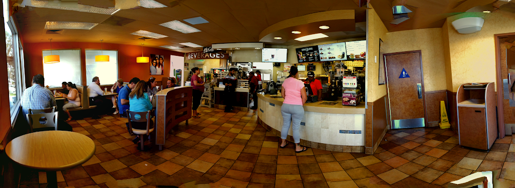 McDonalds | cafe | 501 Beaumont Ave, Beaumont, CA 92223, USA | 9517693949 OR +1 951-769-3949