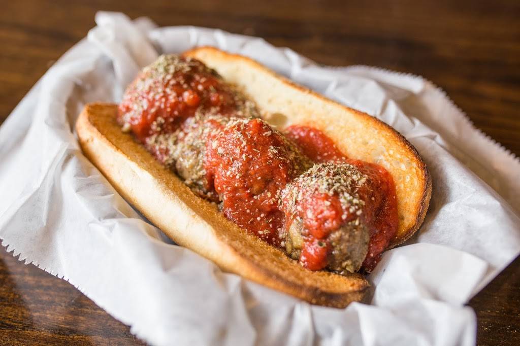 Dantes Pizzeria | restaurant | 2825 N Milwaukee Ave, Chicago, IL 60618, USA | 7733848888 OR +1 773-384-8888