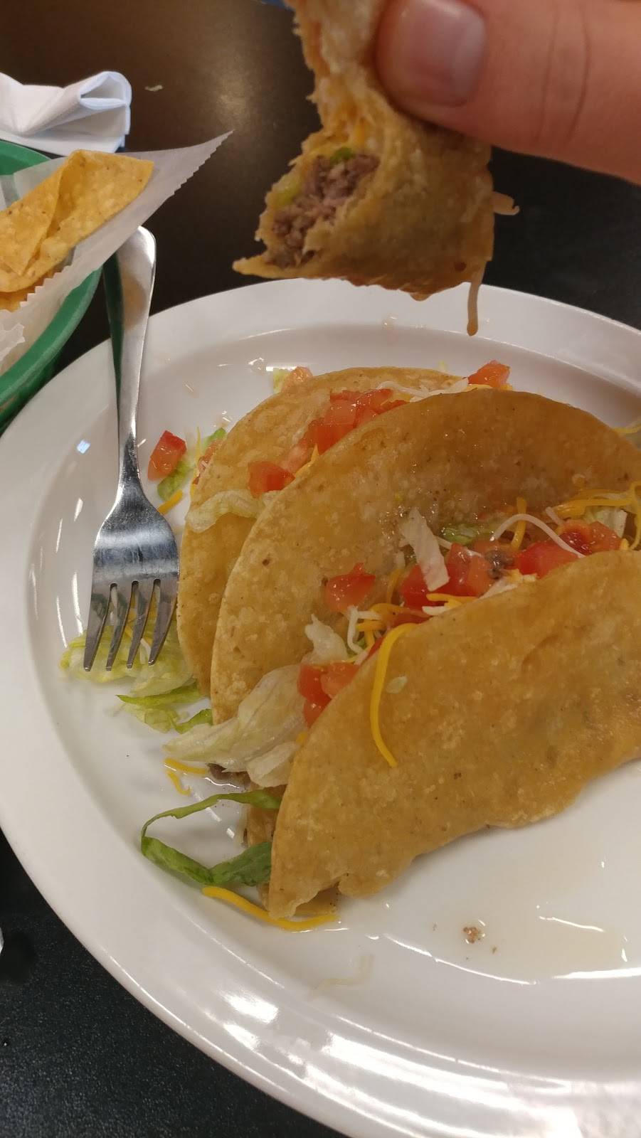 Senoritas Mexican Food | restaurant | 1325 N Main St, Adrian, MI 49221, USA | 5179204560 OR +1 517-920-4560