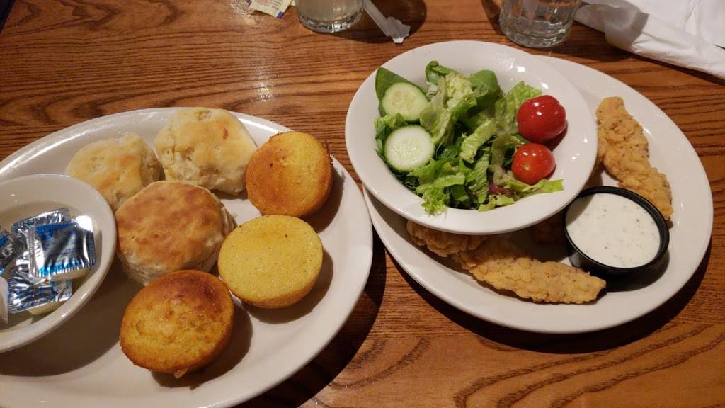 Cracker Barrel Old Country Store | restaurant | 2525 Brindle Dr, Harrisburg, PA 17110, USA | 7175418330 OR +1 717-541-8330