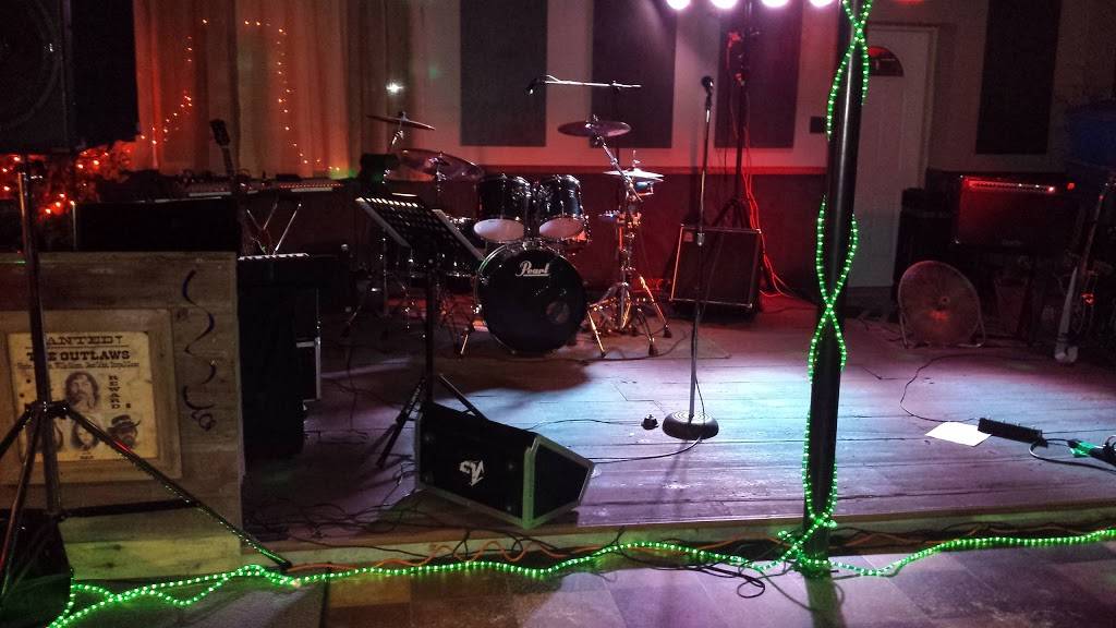 KnuckleHeads Bar & Grill in Badger | restaurant | 121 1st Ave SE, Badger, IA 50516, USA | 5155454711 OR +1 515-545-4711