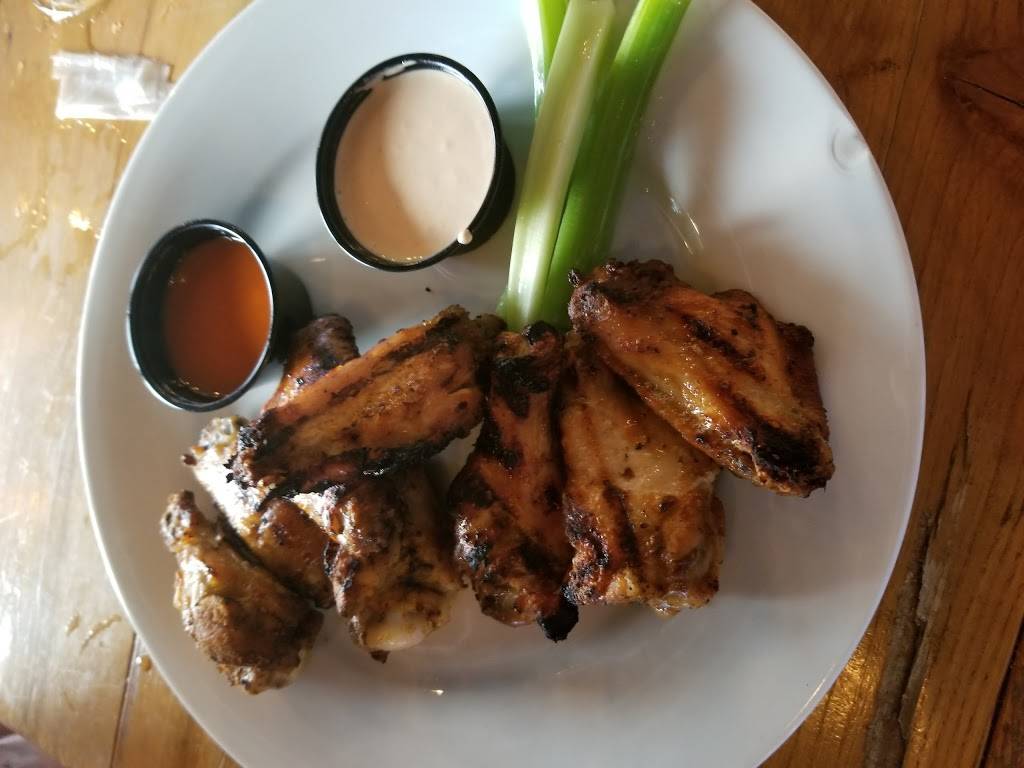 The Crafty Pint | restaurant | 2234 W Dublin Granville Rd, Columbus, OH 43085, USA | 6144681675 OR +1 614-468-1675