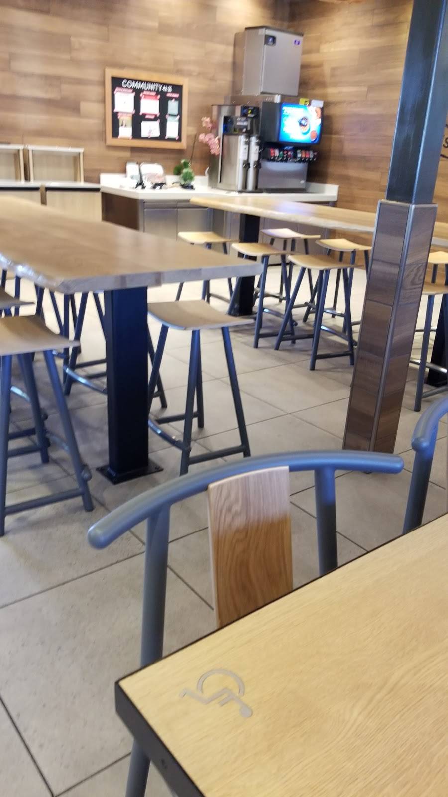 Panda Express | restaurant | 4354 Town Center Blvd, El Dorado Hills, CA 95762, USA | 9168363732 OR +1 916-836-3732