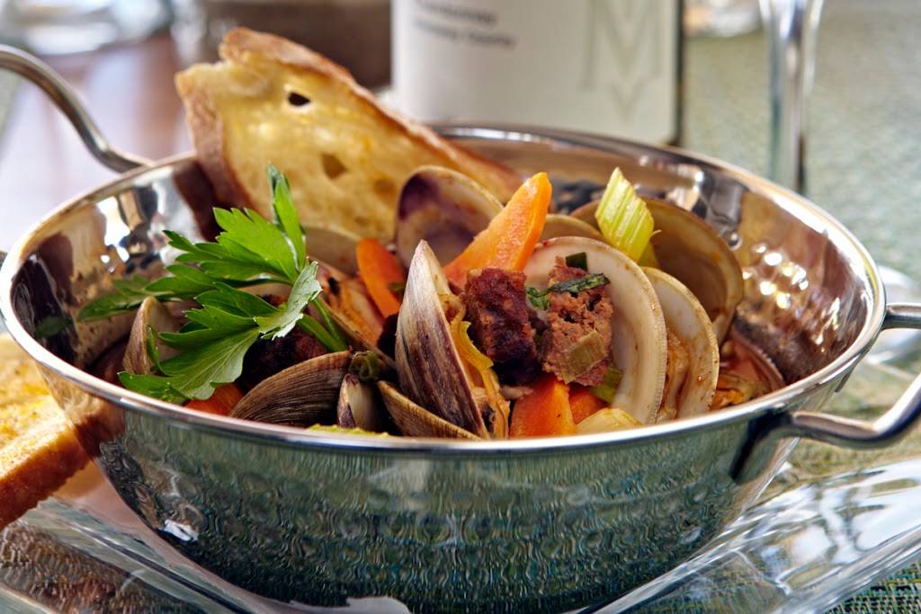 Vizcaino Waterfront Food + Drink | cafe | 2600 Sand Dunes Dr, Monterey, CA 93940, USA | 8318994544 OR +1 831-899-4544