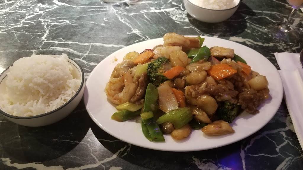 Noble Palace II | restaurant | 1912 Broadway, Everett, WA 98201, USA | 4252521100 OR +1 425-252-1100