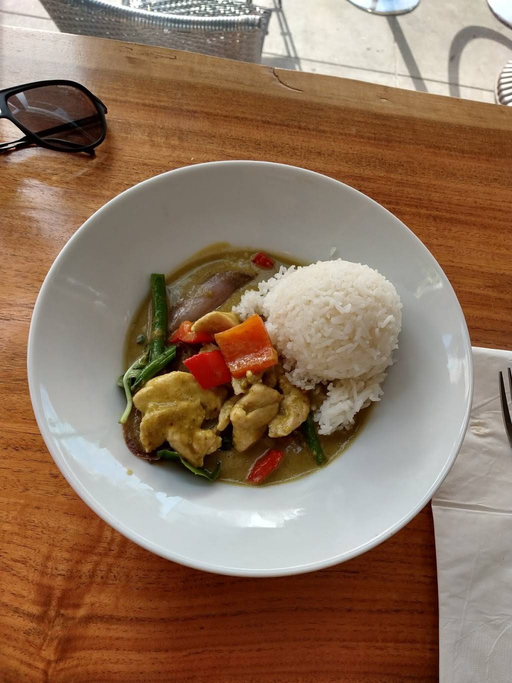 Minimango Thai bistro(new name Mango on main) | restaurant | 1142 Main St, Napa, CA 94559, USA | 7072538880 OR +1 707-253-8880