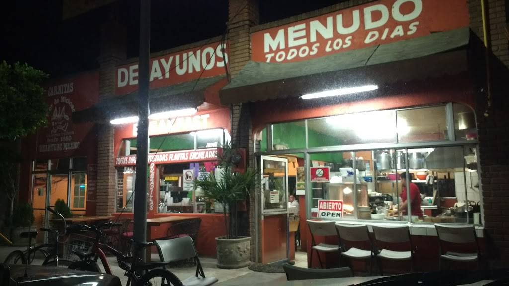 Carnitas La Flor de Michoacan #2 | restaurant | 22710, Zona Centro, 22710 Rosarito, B.C., Mexico | 016616120433 OR +52 661 612 0433