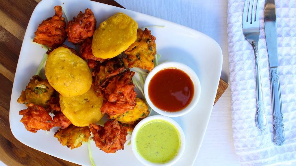 The Bollywood Bistro | restaurant | 51 Cork St E, Guelph, ON N1H 2W7, Canada | 5198213999 OR +1 519-821-3999