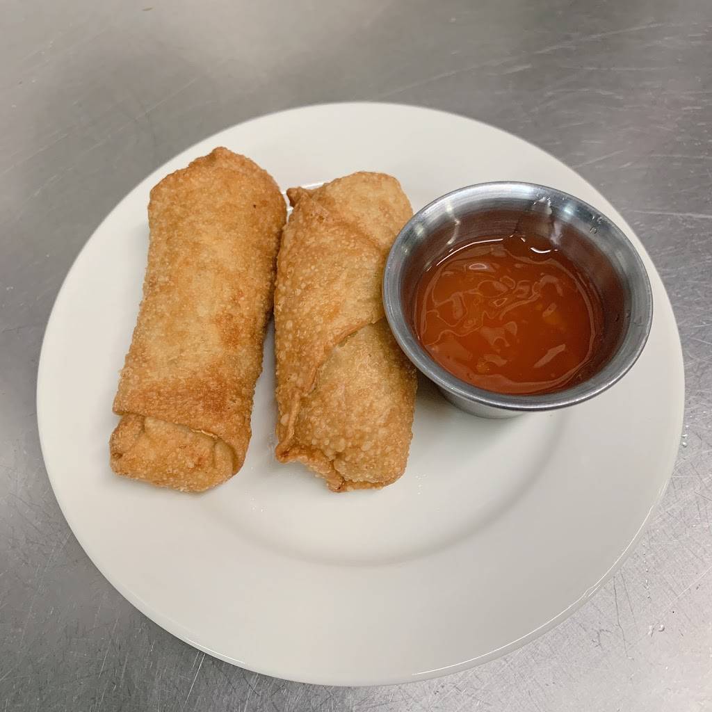 Iron Wok | restaurant | 33 Rector St, Bryson City, NC 28713, USA | 8284889553 OR +1 828-488-9553