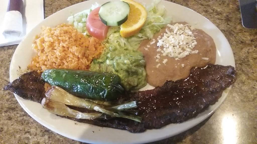 Margaritas Bar & Grill | restaurant | 19606 Burnham Ave, Lynwood, IL 60411, USA | 7084182650 OR +1 708-418-2650