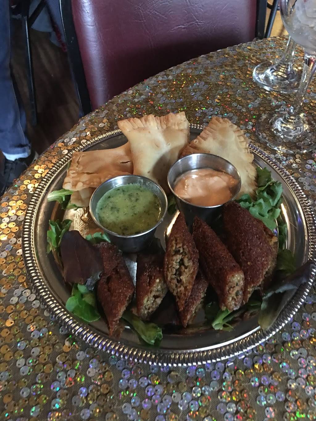 Matador Tacos & Tapas Bar | restaurant | 120 Broadway #102, Kissimmee, FL 34741, USA | 4079637710 OR +1 407-963-7710