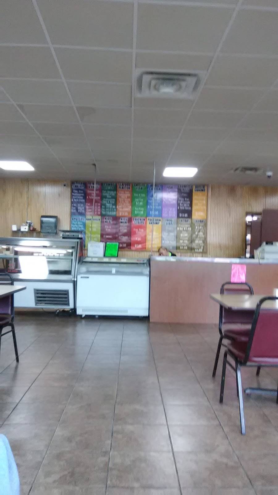 Minden Seafood | restaurant | 718 Homer Rd, Minden, LA 71055, USA | 3183772231 OR +1 318-377-2231