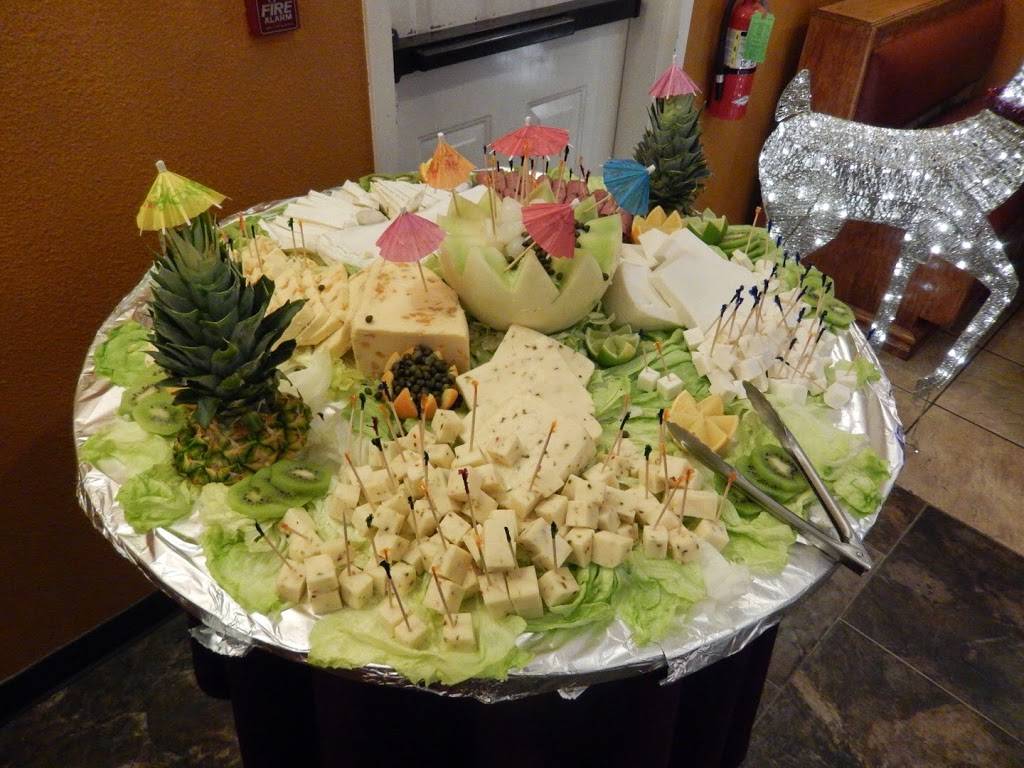 Isabellas Bar & Grill | meal delivery | 2811 Shaffer Rd, Atwater, CA 95301, USA | 2093582760 OR +1 209-358-2760