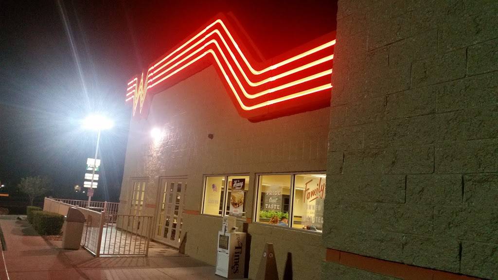 Whataburger | restaurant | 1198 N Yarbrough Dr, El Paso, TX 79925, USA | 9155908866 OR +1 915-590-8866