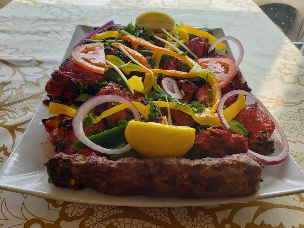 Family Kabobs House | restaurant | 3205 Columbia Pike, Arlington, VA 22204, United States | 7034838618 OR +1 703-483-8618