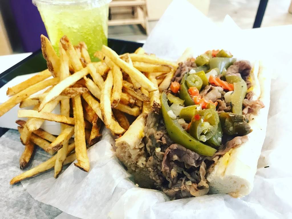 Gianna’s Italian Beef | restaurant | 375 3rd St SE, Cedar Rapids, IA 52401, USA | 3192002994 OR +1 319-200-2994