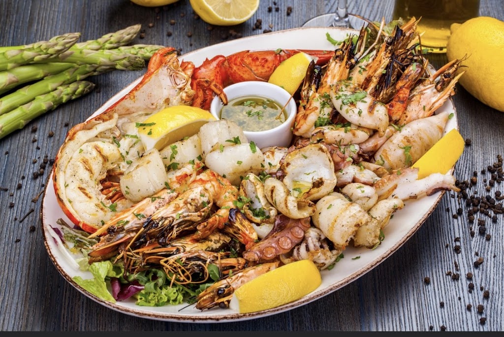 la Sirena Restaurant and Sports Bar | restaurant | 315 S Hunter St, Stockton, CA 95203, USA | 2093904898 OR +1 209-390-4898