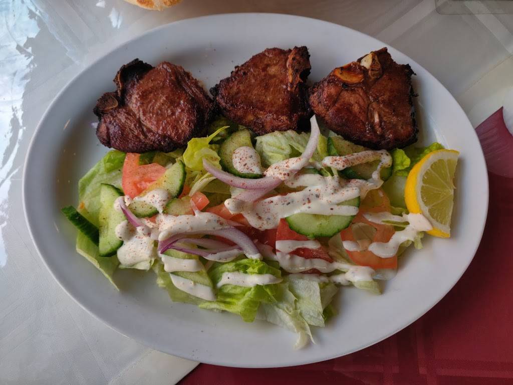 Supreme Kabob House | restaurant | 2750 Iris St, Ottawa, ON K2C 3C9, Canada | 6135969777 OR +1 613-596-9777